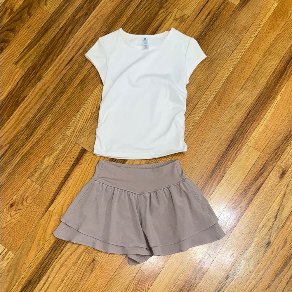 Girls Activewear Set – Yogalicious Top & Flow Shorts (Size 10)